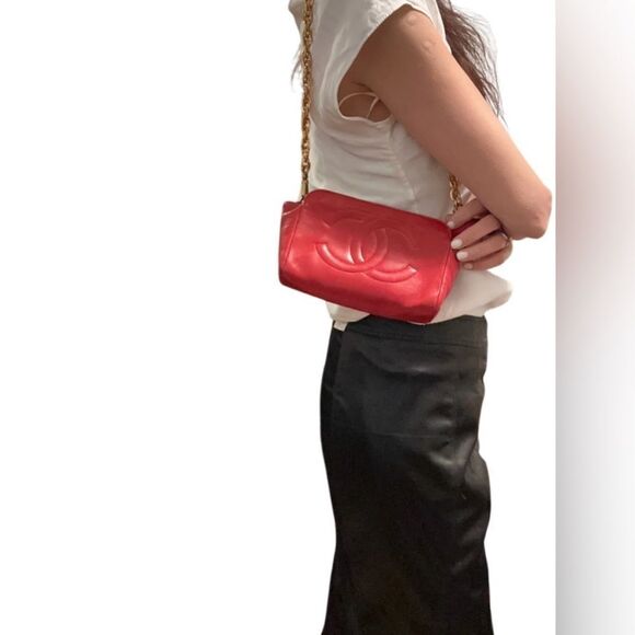 Chanel red leather big pouch - Picture 2 of 16